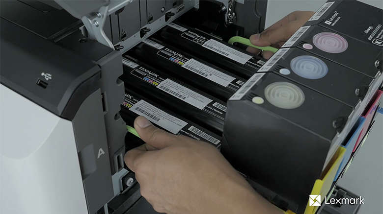 Insert the imaging kit